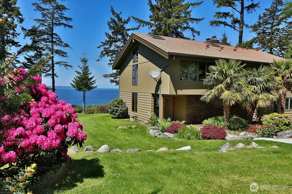 3146 Spahr Road Greenbank WA 98253