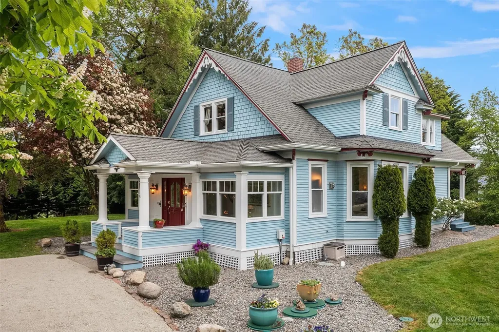 13437 Vashon Highway SW Vashon WA 98070
