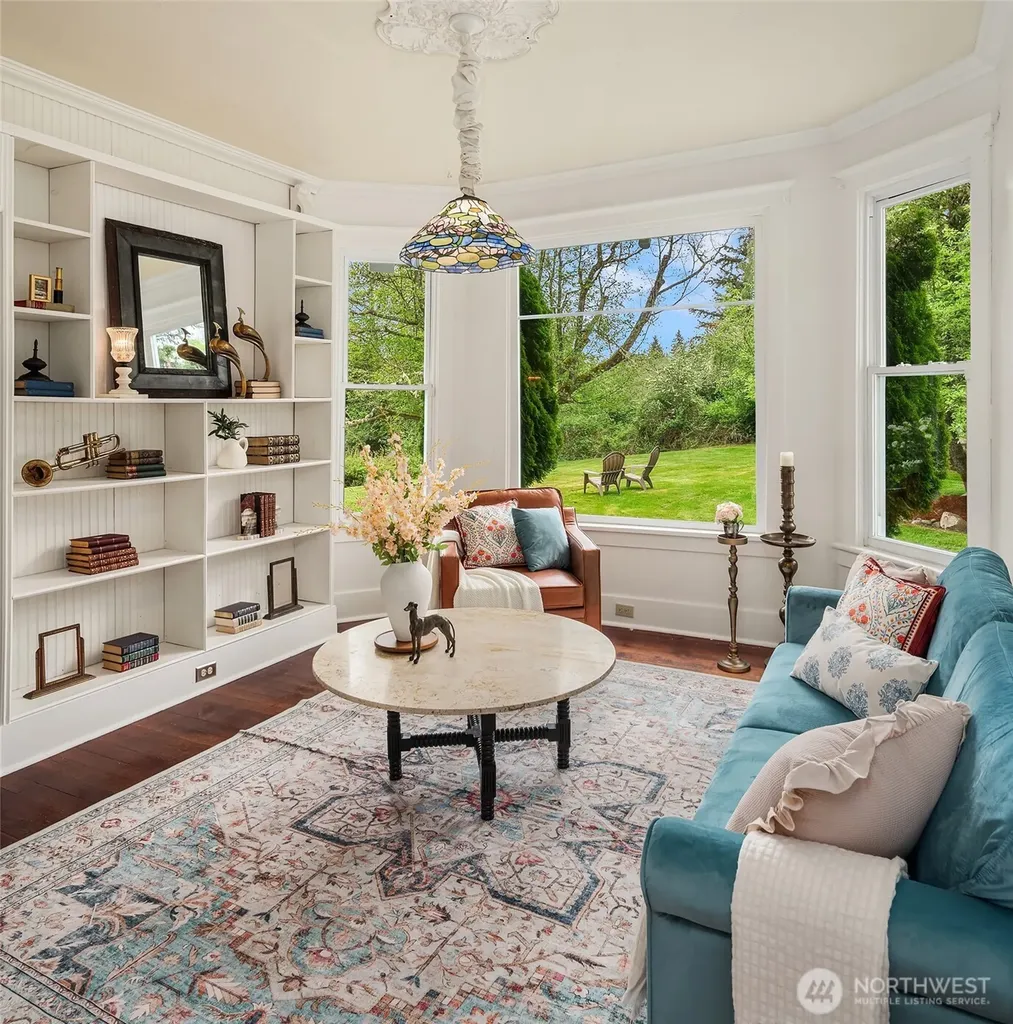 13437 Vashon Highway SW Vashon WA 98070