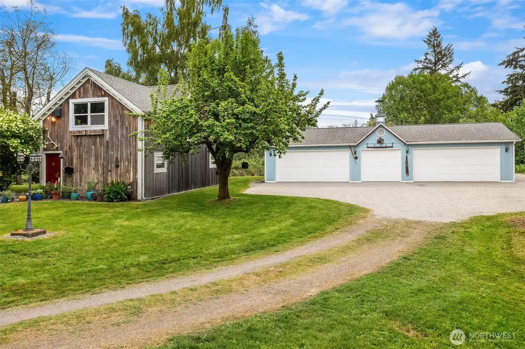 13437 Vashon Highway SW Vashon WA 98070