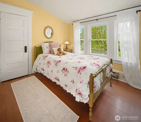 13437 Vashon Highway SW Vashon WA 98070