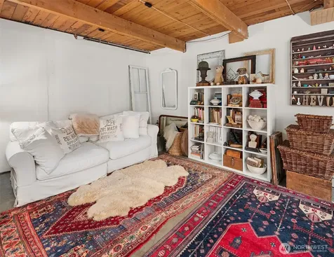 13437 Vashon Highway SW Vashon WA 98070