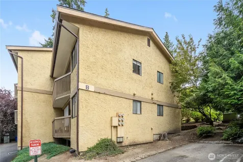 10320 SE 6th Street Bellevue WA 98004