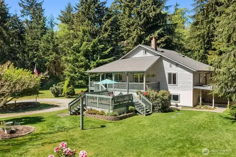 27428 97th Avenue SW Vashon WA 98070