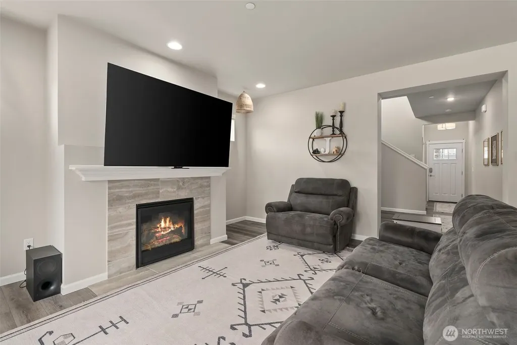 3115 Stephanie Loop NE Lacey WA 98516
