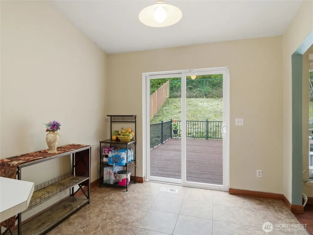 14618 69th Avenue Ct E Puyallup WA 98375