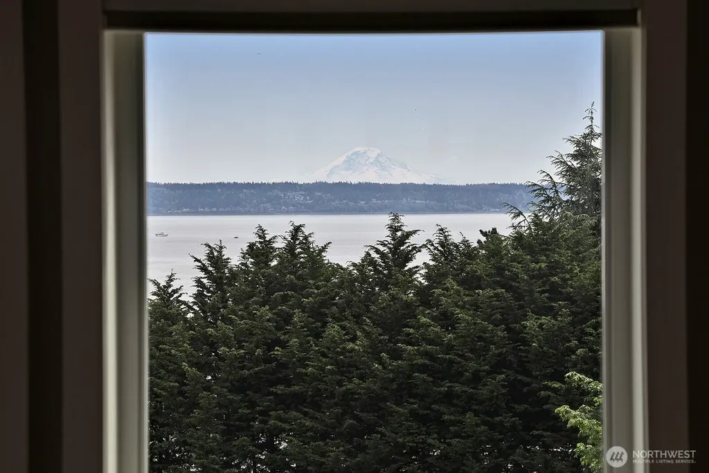 8065 George Drive Clinton WA 98236