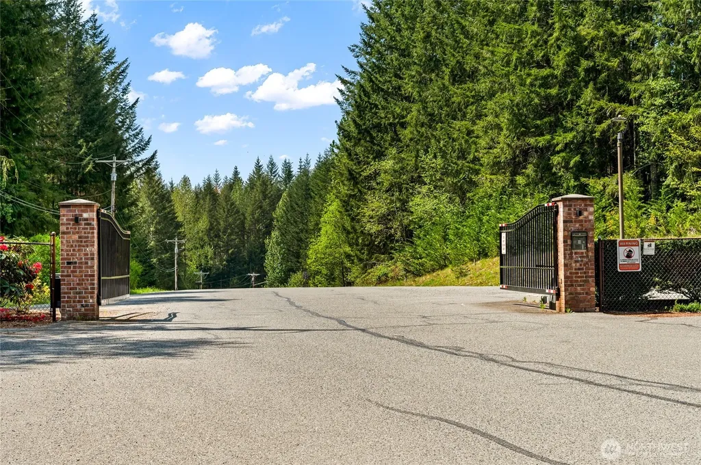 20705 68th Place NE Granite Falls WA 98252