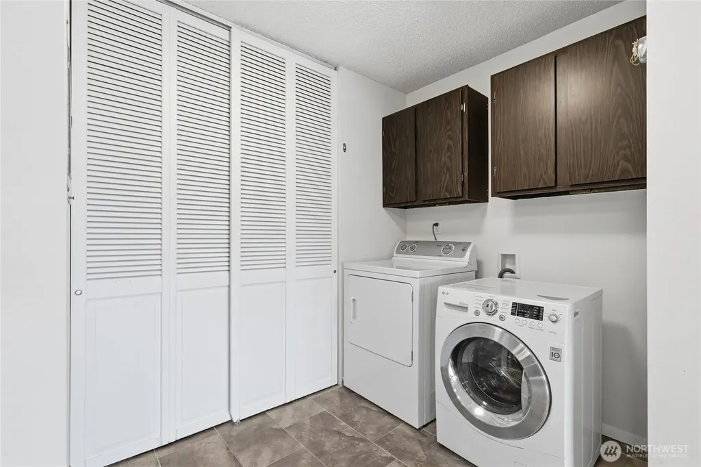 13217 15th Avenue NE Seattle WA 98125