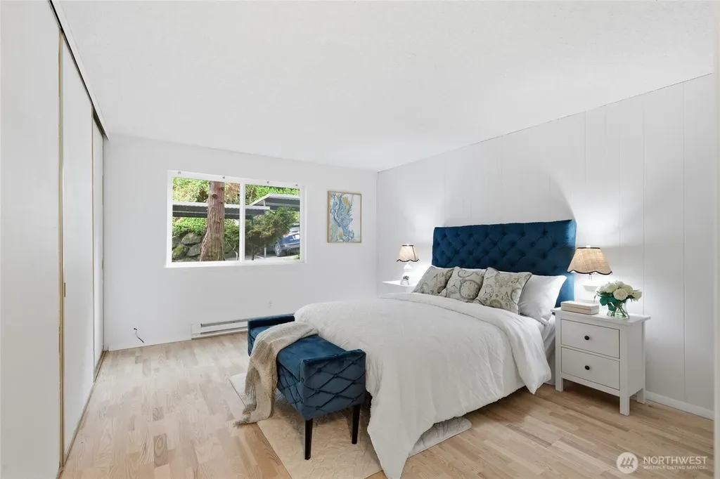 13217 15th Avenue NE Seattle WA 98125