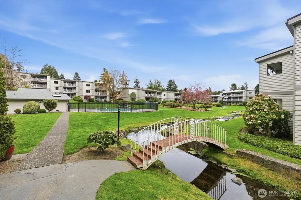 13217 15th Avenue NE Seattle WA 98125
