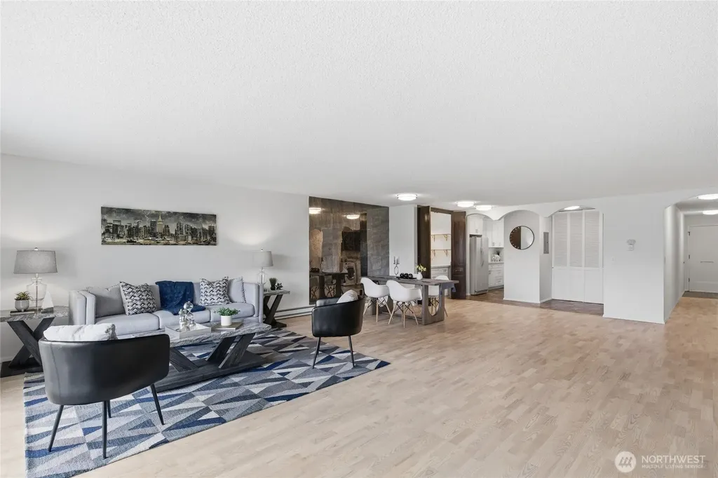 13217 15th Avenue NE Seattle WA 98125