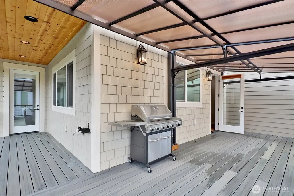24030 Dolphin Lane Mount Vernon WA 98274