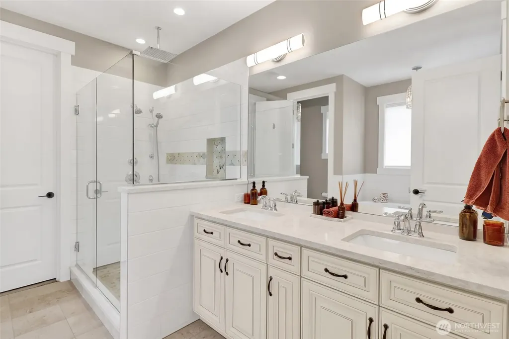 24030 Dolphin Lane Mount Vernon WA 98274