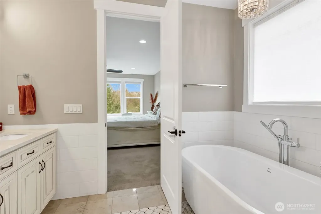 24030 Dolphin Lane Mount Vernon WA 98274