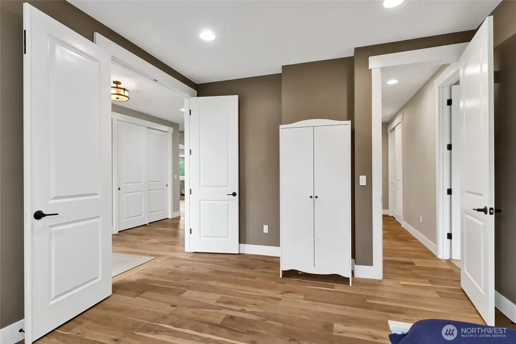 24030 Dolphin Lane Mount Vernon WA 98274