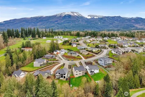 24030 Dolphin Lane Mount Vernon WA 98274