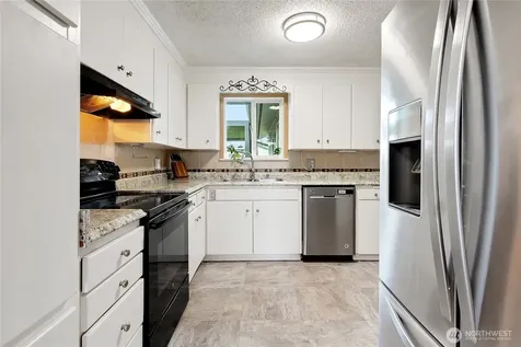 1108 20th Street NW Puyallup WA 98371