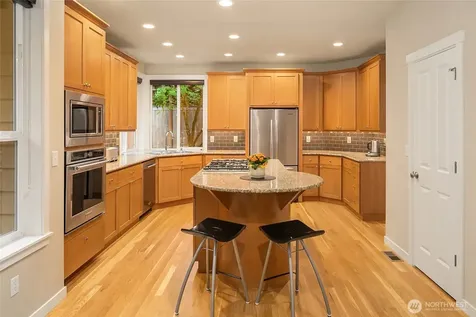 16568 NE 119th Way Redmond WA 98052