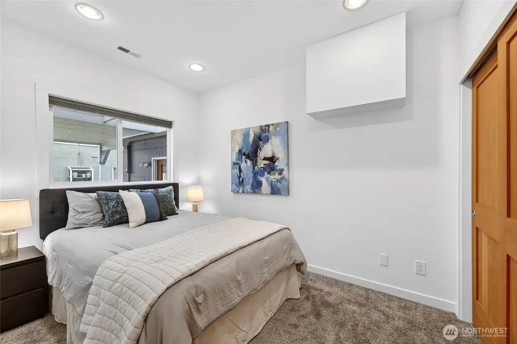 3528 SW 98th Street Seattle WA 98126