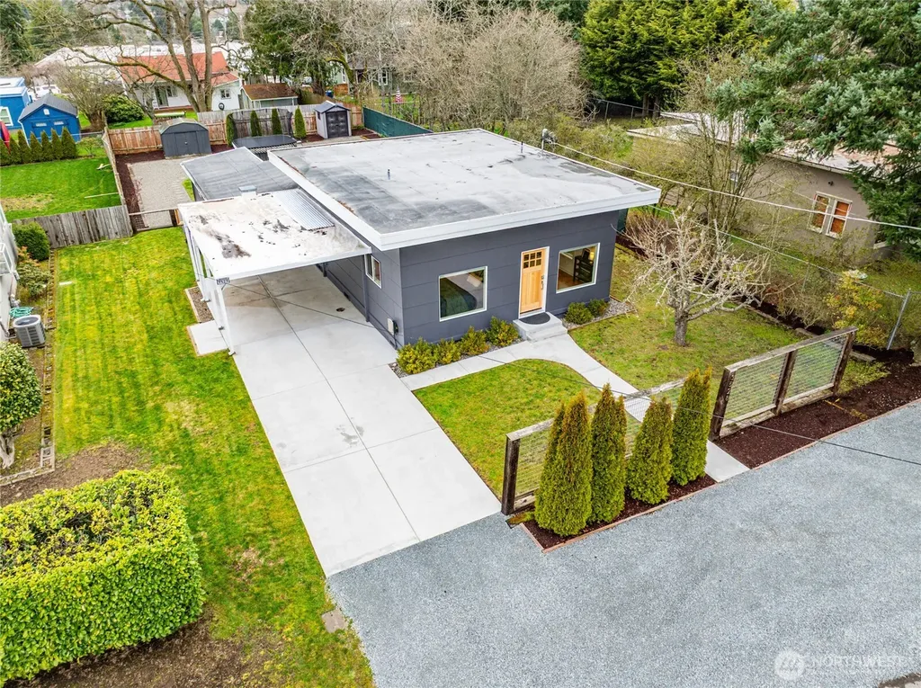 3528 SW 98th Street Seattle WA 98126