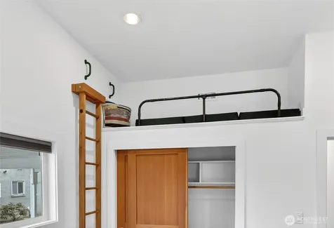 3528 SW 98th Street Seattle WA 98126