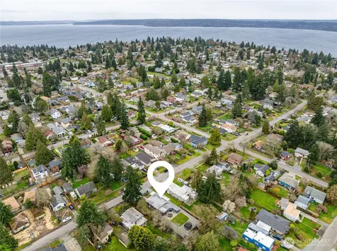 3528 SW 98th Street Seattle WA 98126