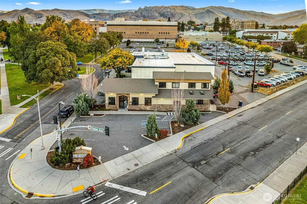 10 N Chelan Avenue Wenatchee WA 98801