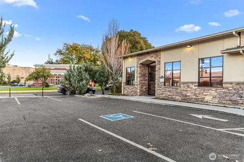 10 N Chelan Avenue Wenatchee WA 98801
