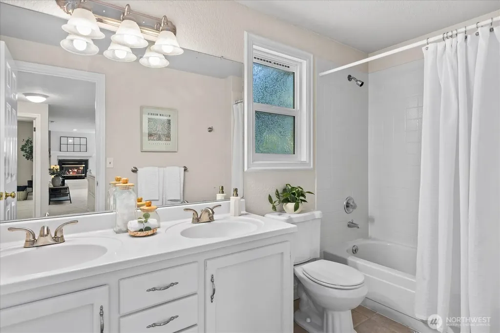 16209 70th Place W Edmonds WA 98026