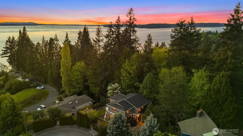 16209 70th Place W Edmonds WA 98026