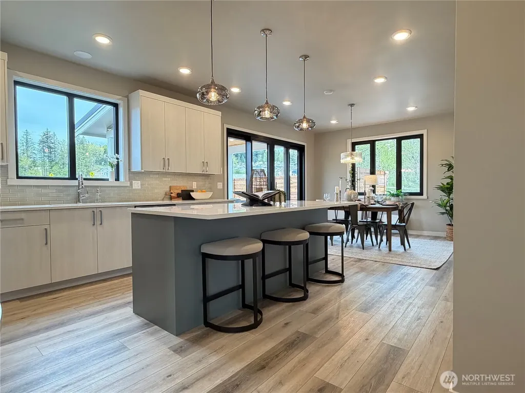 4314 Creston Way Bellingham WA 98226