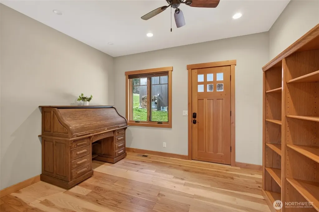 215 Lois Lane Leavenworth WA 98826