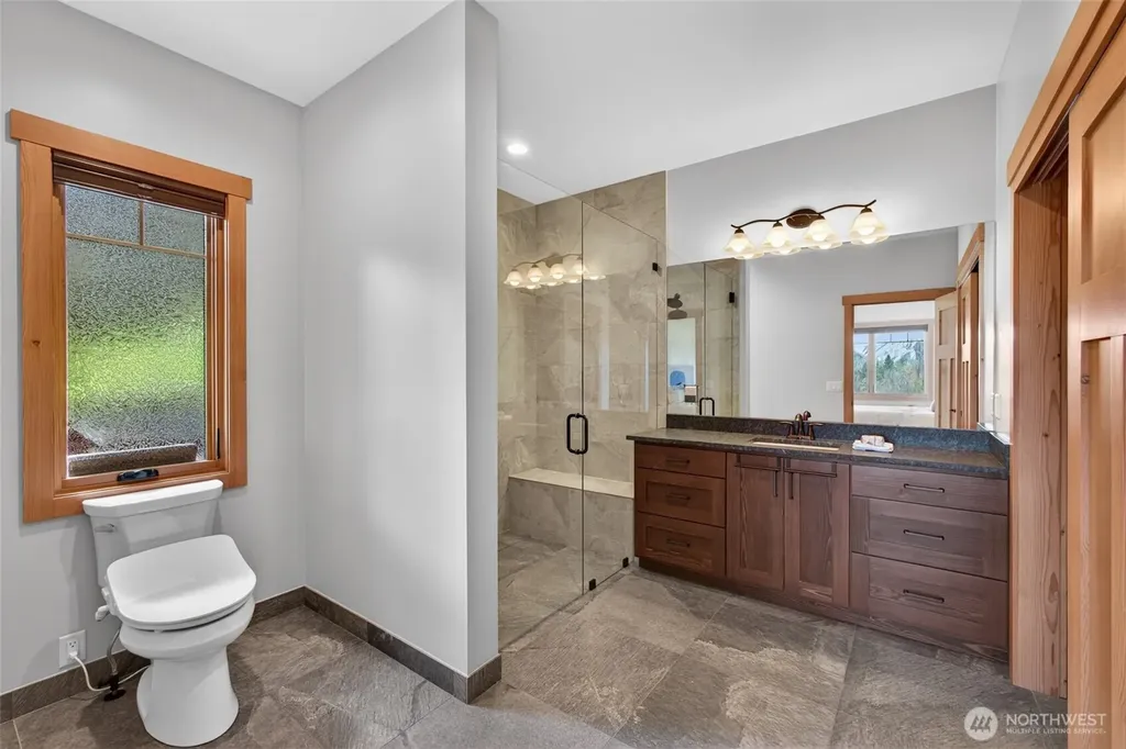 215 Lois Lane Leavenworth WA 98826