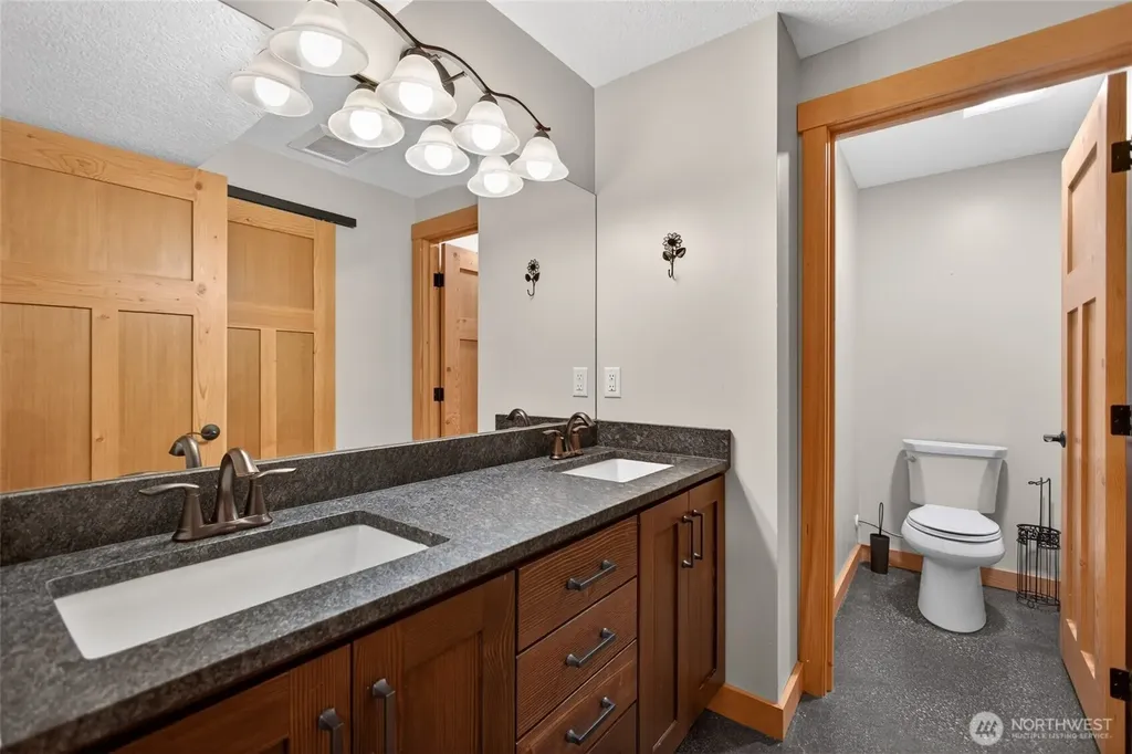 215 Lois Lane Leavenworth WA 98826
