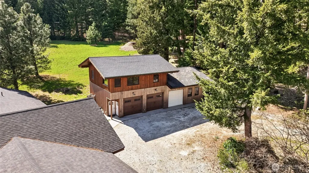 215 Lois Lane Leavenworth WA 98826