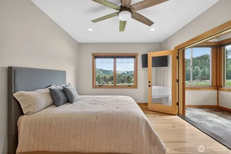 215 Lois Lane Leavenworth WA 98826