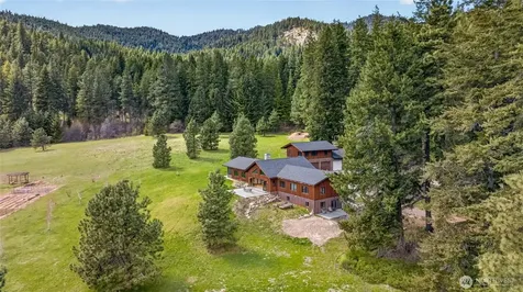 215 Lois Lane Leavenworth WA 98826