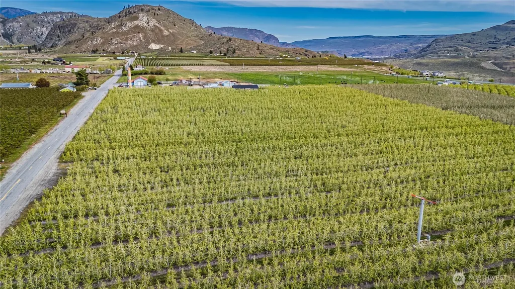 58 Substation Road Chelan WA 98816