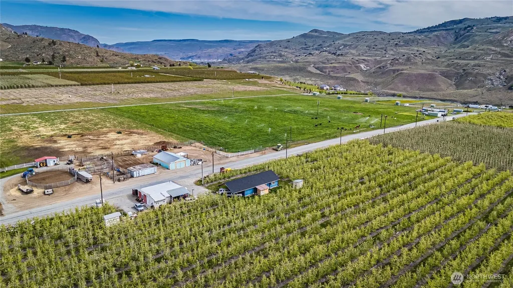 58 Substation Road Chelan WA 98816