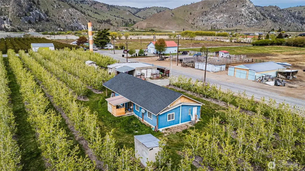 58 Substation Road Chelan WA 98816