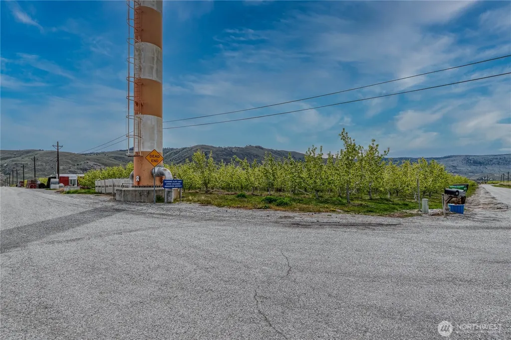 58 Substation Road Chelan WA 98816
