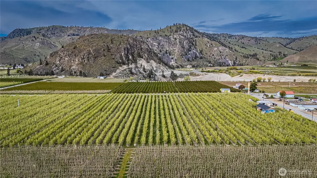 58 Substation Road Chelan WA 98816