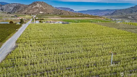 58 Substation Road Chelan WA 98816