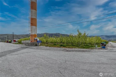 58 Substation Road Chelan WA 98816