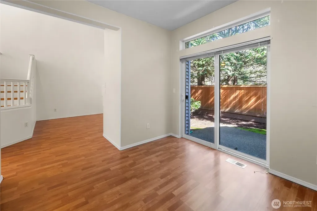 608 Chelan Place NE Renton WA 98059