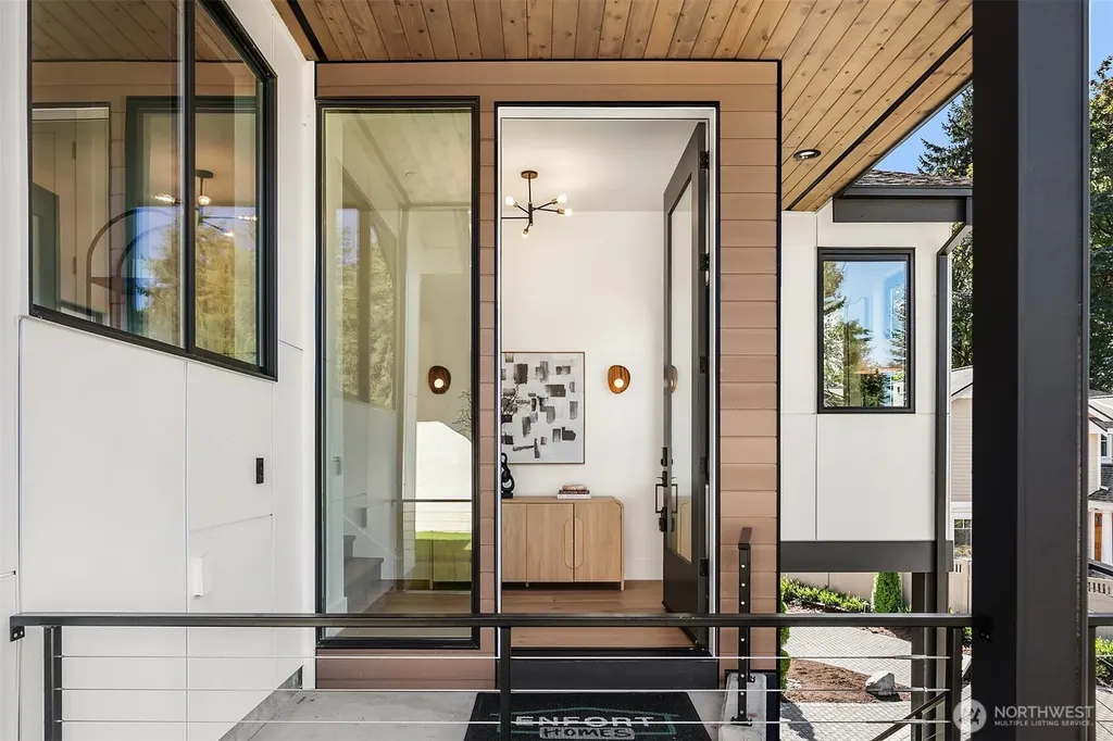 11217 NE 103rd Place Kirkland WA 98033