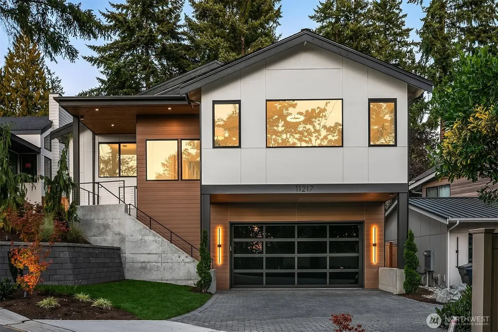 11217 NE 103rd Place Kirkland WA 98033