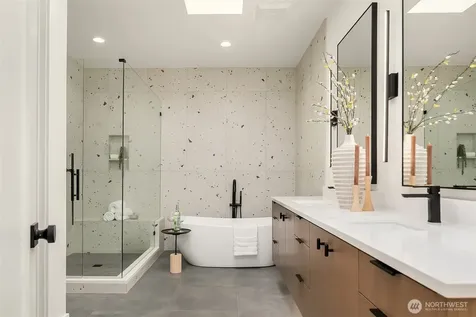 11217 NE 103rd Place Kirkland WA 98033