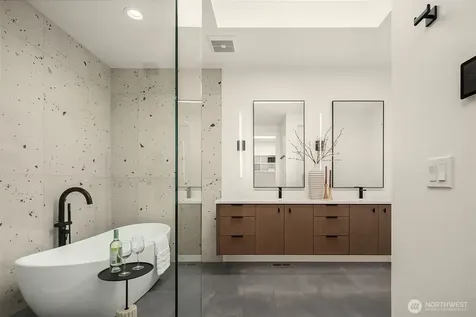 11217 NE 103rd Place Kirkland WA 98033